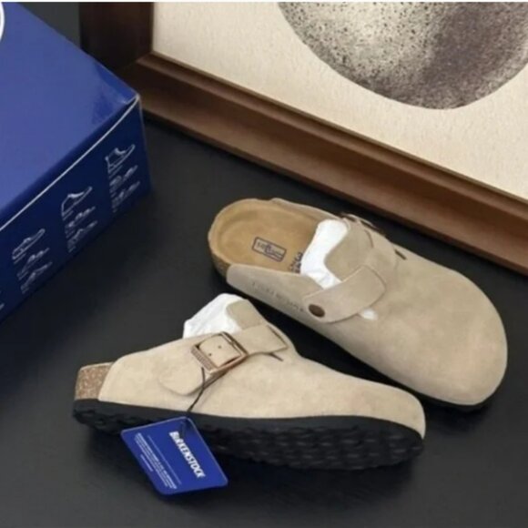 Birkenstock Boston taupe suede mule clogs - Picture 3 of 5